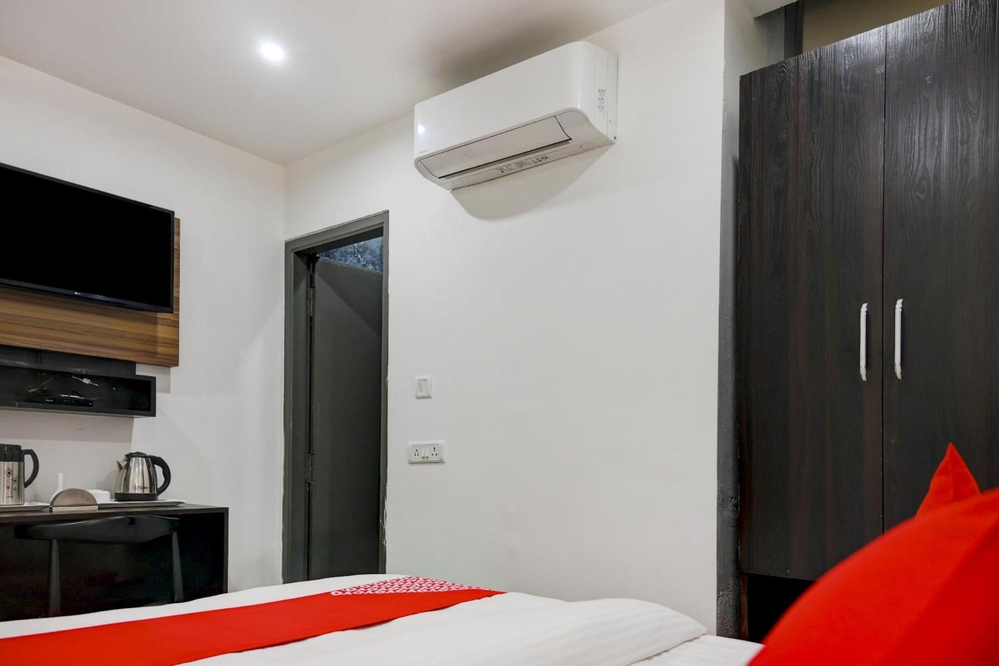 Super Town House Hi5 Aditya International Bhubaneswar Dış mekan fotoğraf
